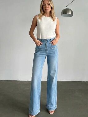 BCBG high rise wide leg flair (very stretchy!)
